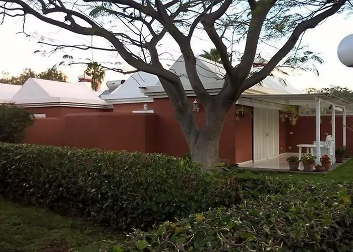 Отель Melocotones